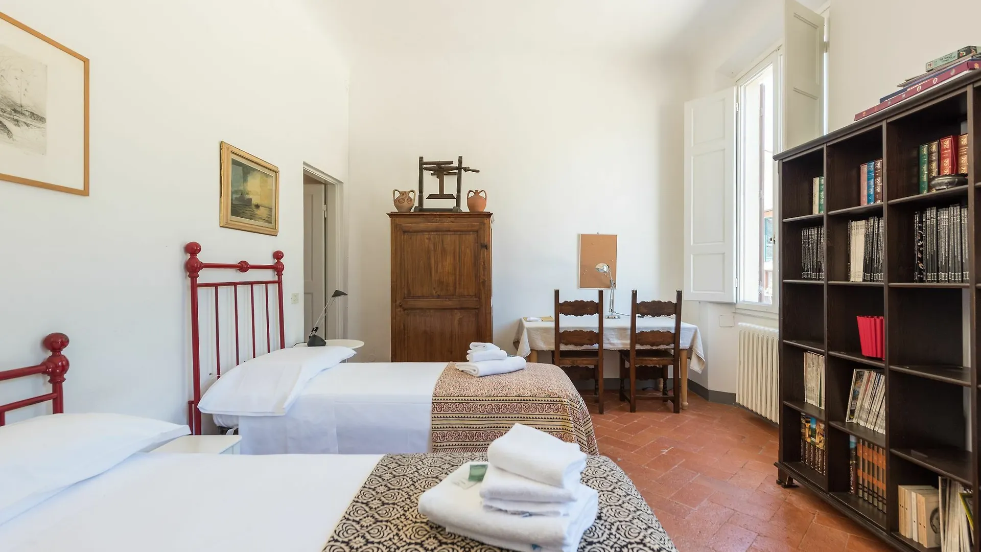 Pitti Large Apartment With Balcony Φλωρεντία