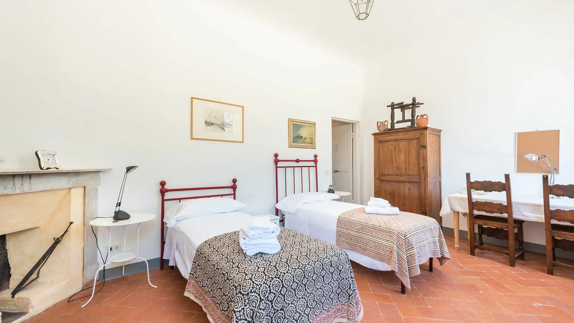 Pitti Large Apartment With Balcony Φλωρεντία Ιταλία